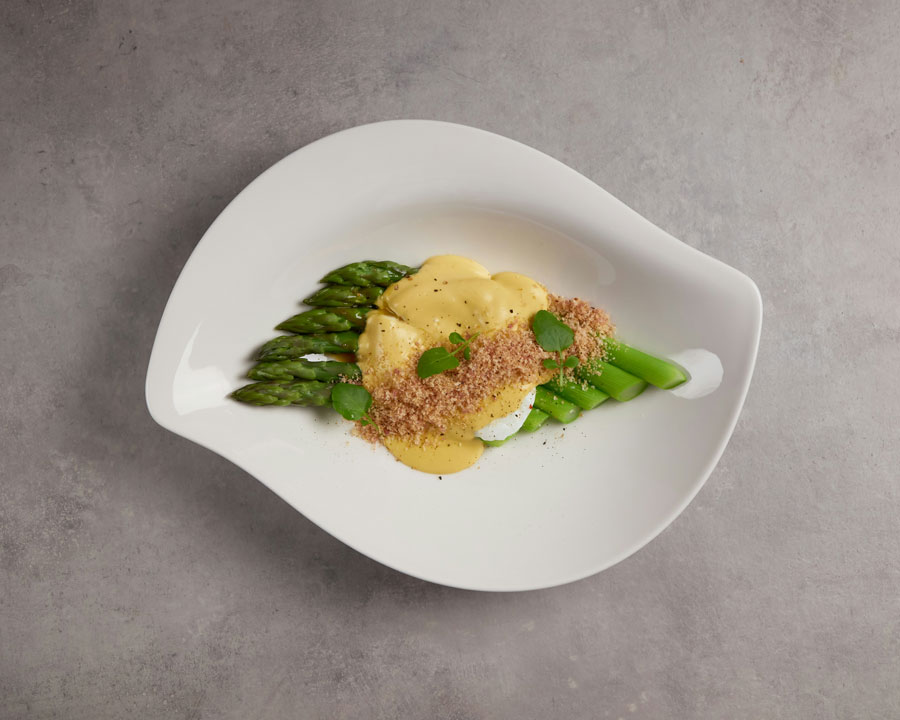 Grüner Spargel mit Sauce Hollandaise Klassiker neu interpretiert