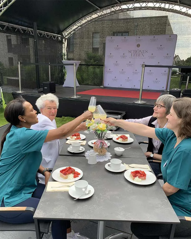 Gemeinsames Kaffeetrinken