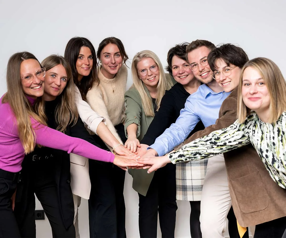 Gemeinsames Teambild SCHÖNES LEBEN