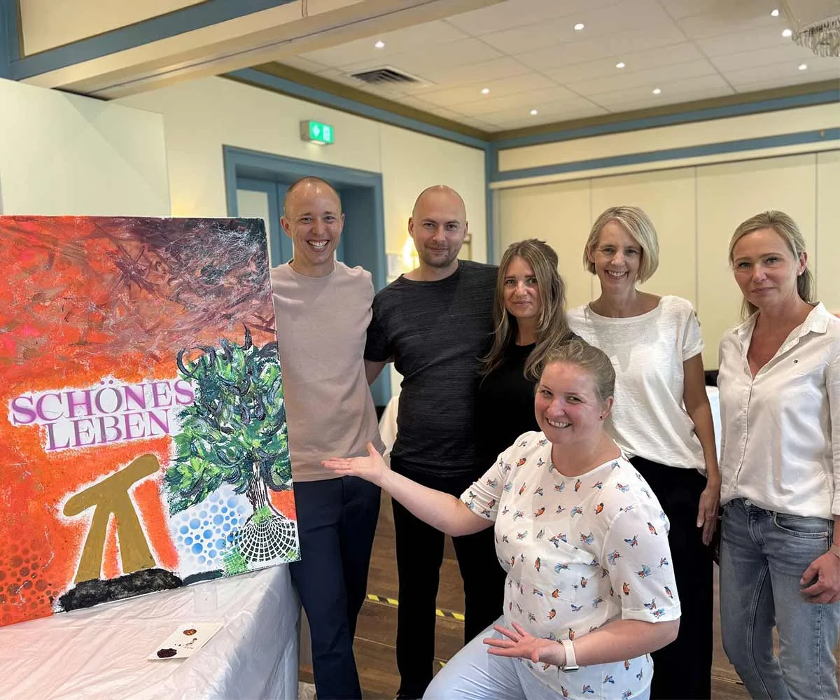 Martin mit Teamkollegen SCHÖNES LEBEN