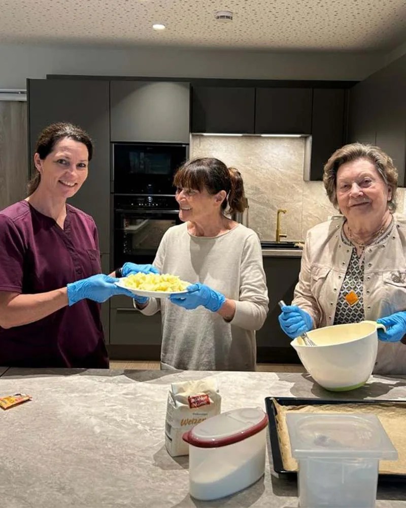SCHÖNES LEBEN Tagespflege Gladbeck Backen